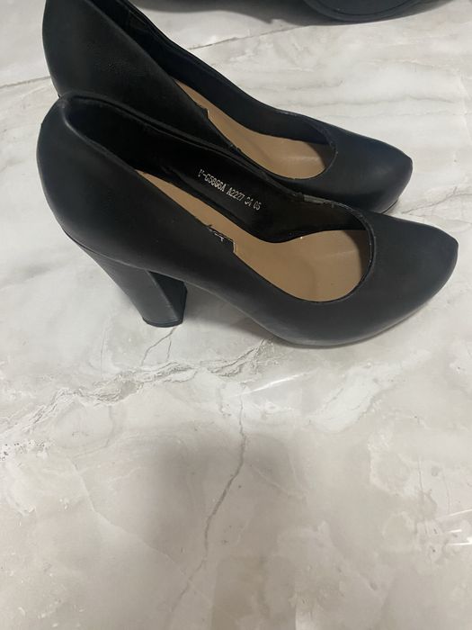 Продам туфли осенние