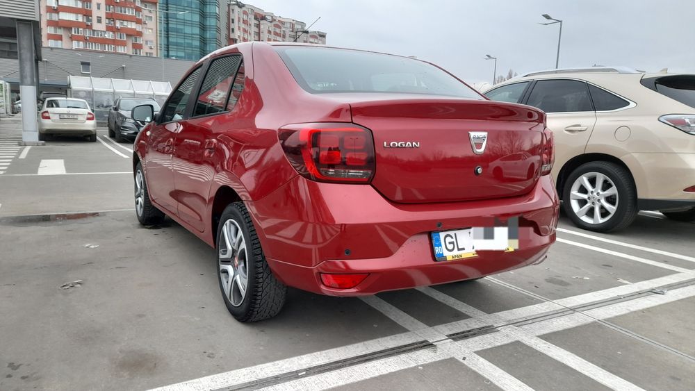 Logan. 61.000 kmMotor 0.9Tce 90 CP Euro 6.Model TechRoad