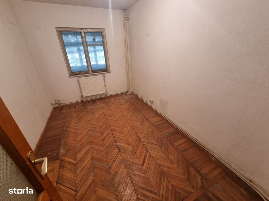 Ștefan cel Mare-Curtea de Apel-3 camere/parter/rezidential sau birou