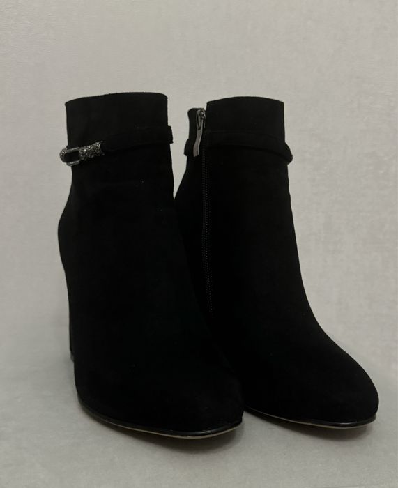 Сапожки замшевые