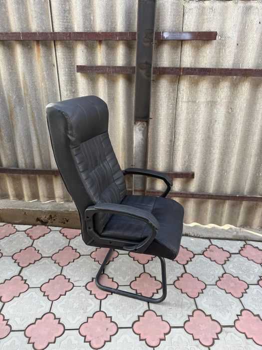Офисные кресло от 10 тысяч
