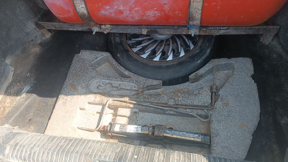 Некся 1 сотилади 1999 йил