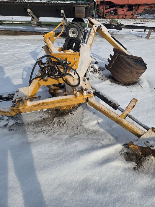 Brat telescopic pentru tractor