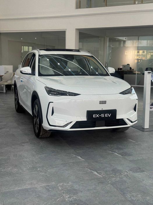 Geely EX 5 Max EV full nalichida rassrochkaga