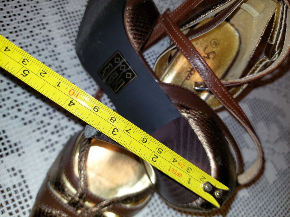 Официални обувки