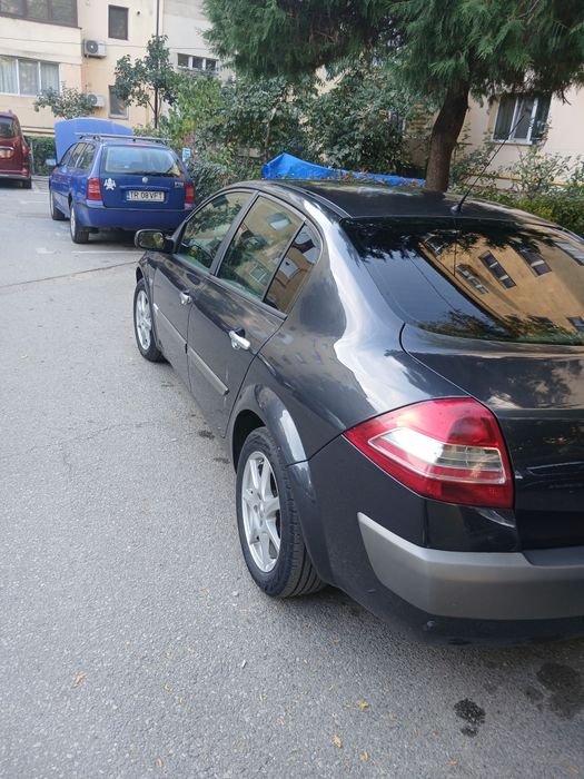 RENAULT Megane
