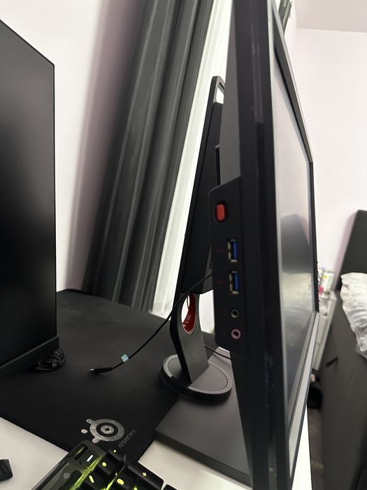 Гейминг монитор BenQ ZOWIE XL2430 144hz 1ms