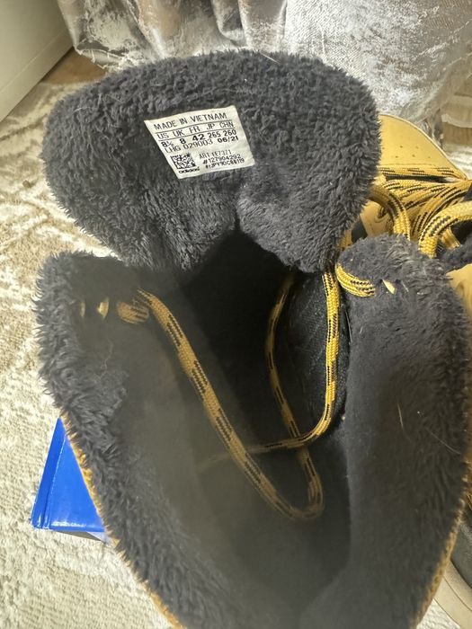 Продам кросовки 42 р, Adidas оригинал(еврозима)