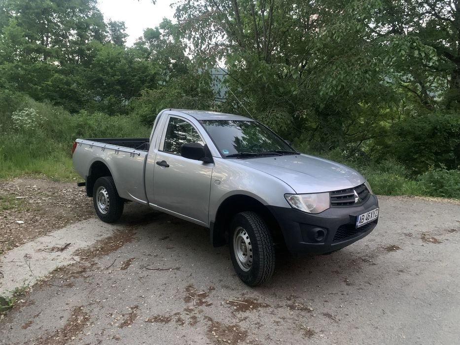 Mitsubishi L200 cabină simplă 4x4 IMPECABIL !!!