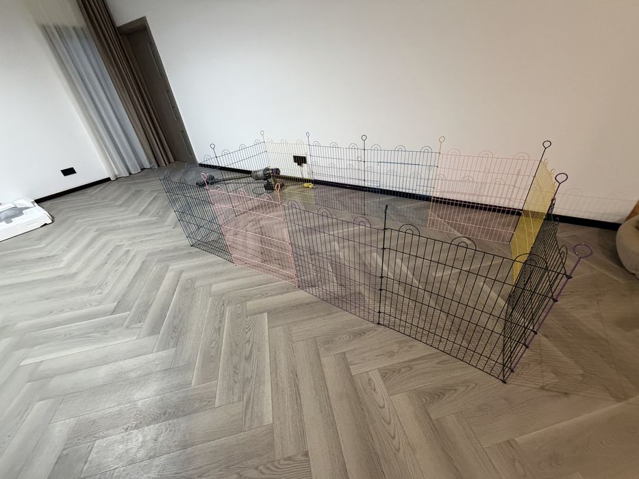 Vand țarc pentru catel de talie mică