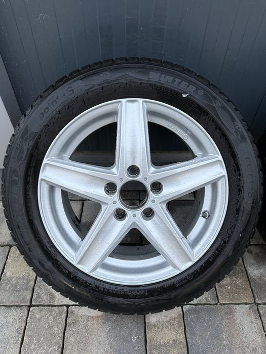 Continental 5/112 Зимни 205/55/16 Дот 33/22г оригинални 450лв