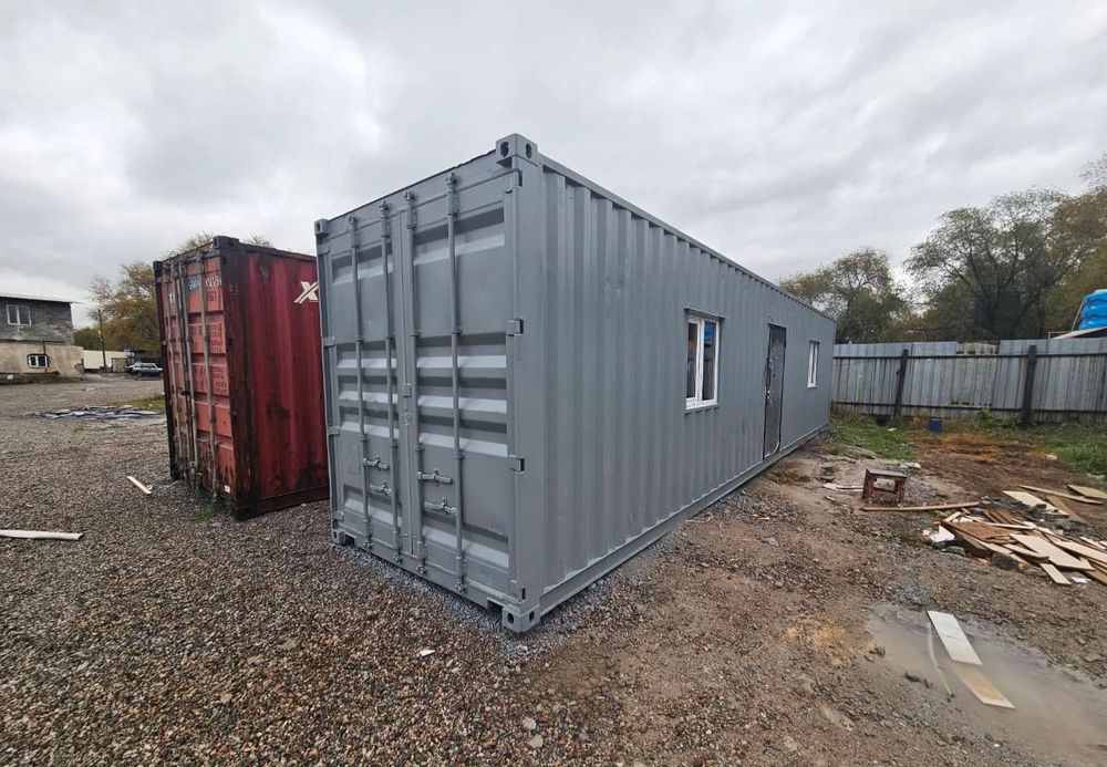 Контейнер утеплённый и пустой