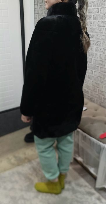 Продам мутоновую шубу