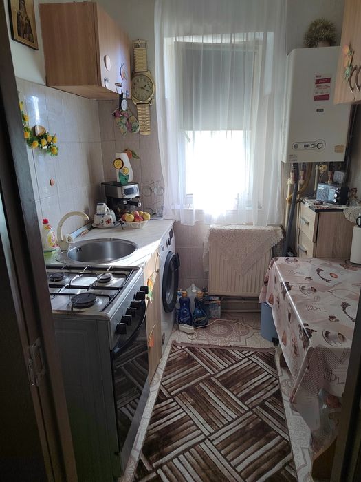 Vînd apartament doua camere semi etaj 3 bloc izolat alea .Amurguluinr1 Dorohoi — fotografia 3