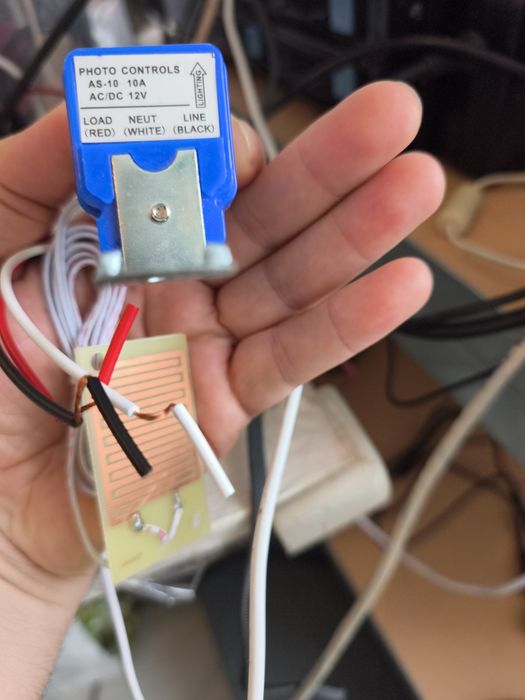 Senzor de ploaie 12V AC/DC AS-10 10A – Control automat pentru iluminat și automatizări