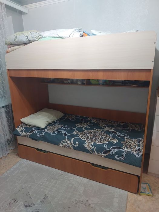 Кровать двухярусная