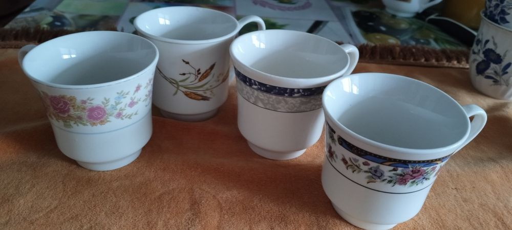 Ceșcuțe cu farfurioare!