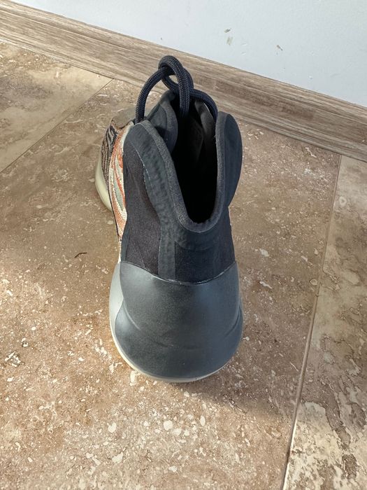 Adidas Yeezy маратонки