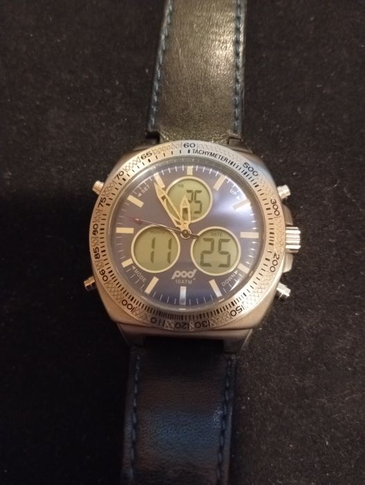 Vind ceasuri bărbătești