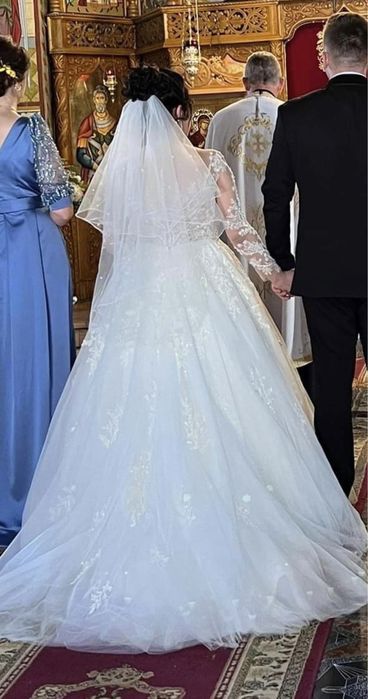 De vânzare rochie de mireasă