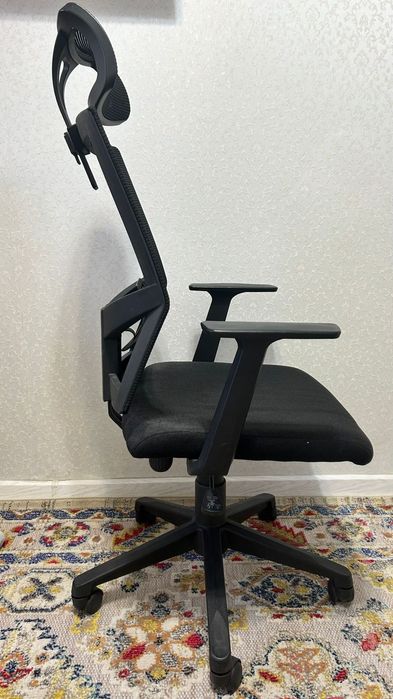 Продам офисное кресло