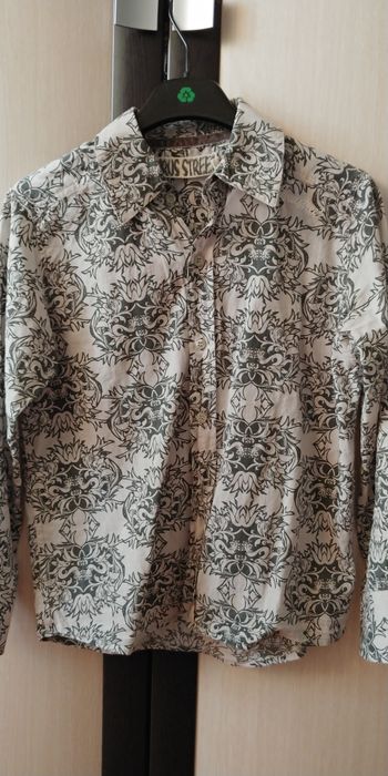 Продам рубашки для мальчиков