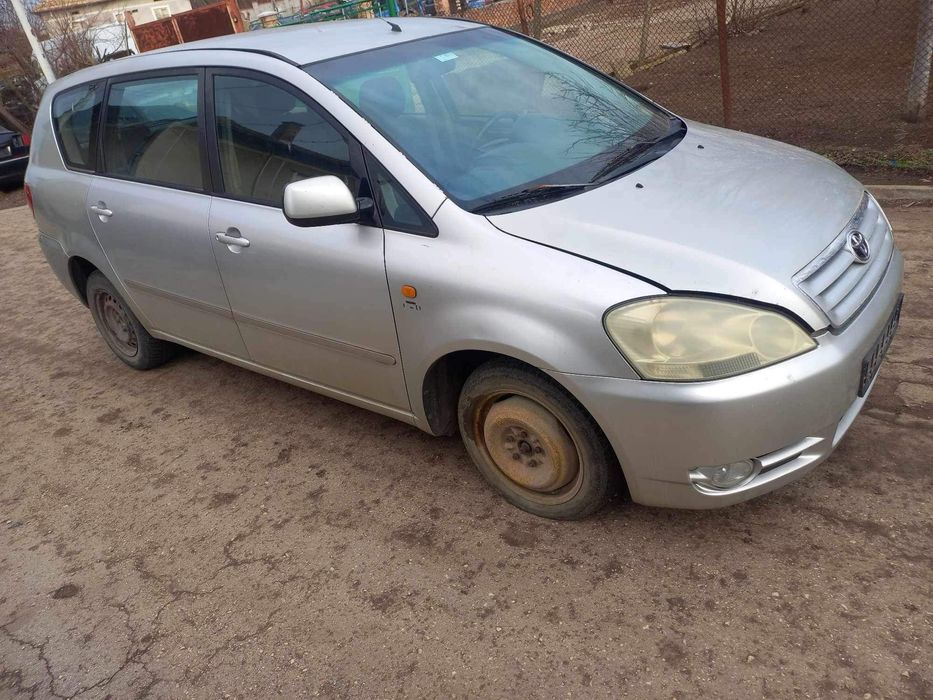 Тойота авенсис версо 2,0 D4D 116кс на части