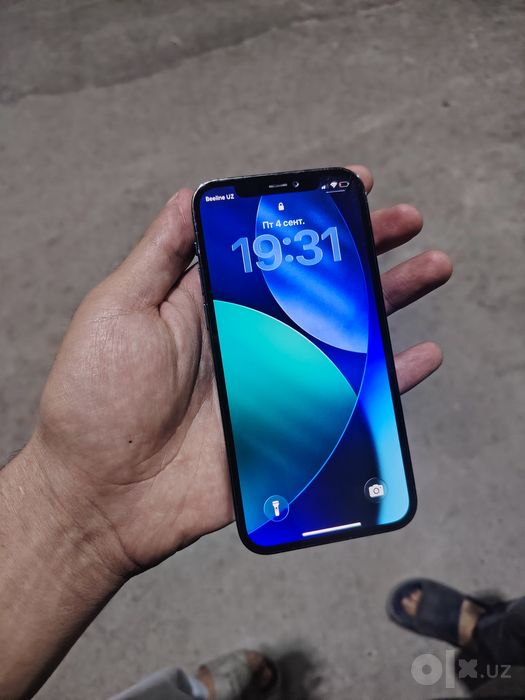 Iphone 12 pro telefoni