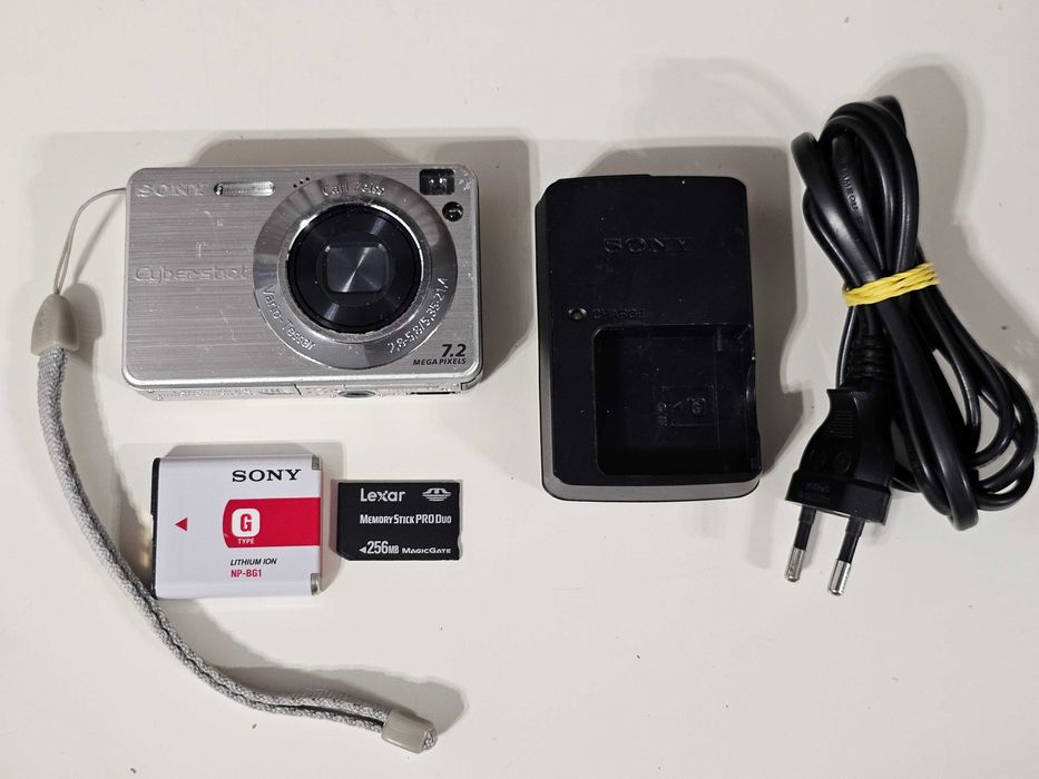 Y2K Aparat foto digital compact Sony W110 7.2MP 4x Zoom