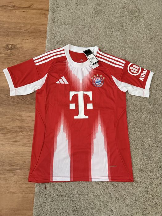 Tricou Luis Diaz