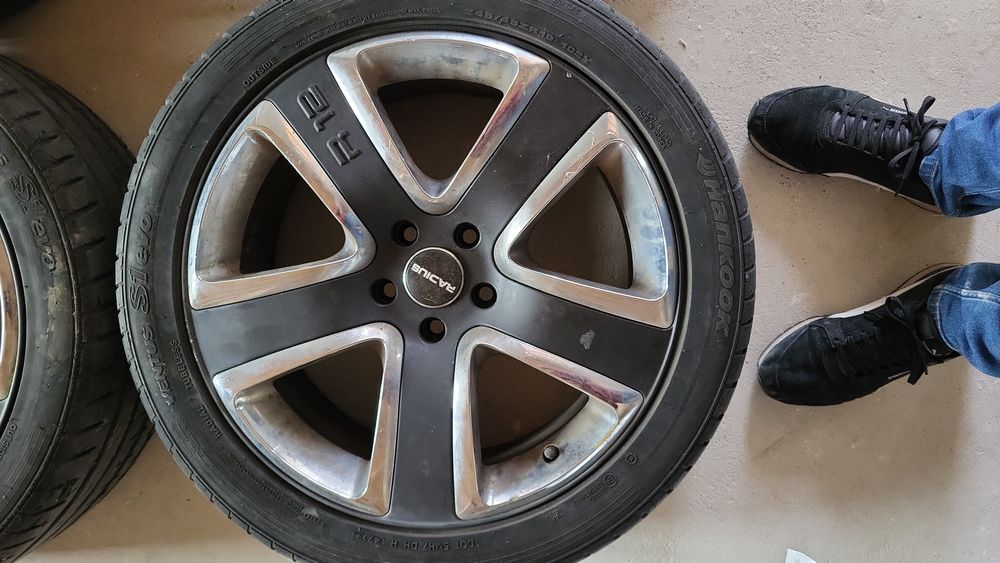 Jante toyota aliaj 19' pret 1800 ron sau schimb cu jante pe 17