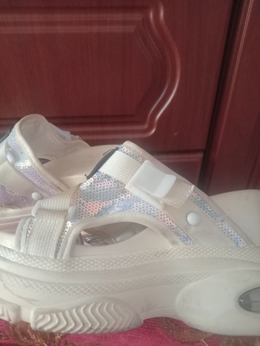 Босоножки,сабо спортивные