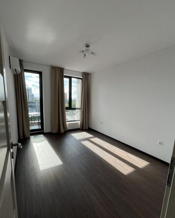 Дава се под наем Тристаен апартамент в Пловдив, Център - 120 кв.м за 612 € - Снимка #3