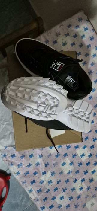 Adidasi Fila noi