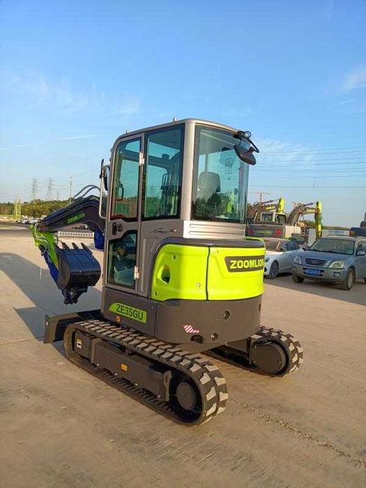 Mini Excavator 3,8t NOU ZOOMLION Premium cu Garantie 60 LUNI