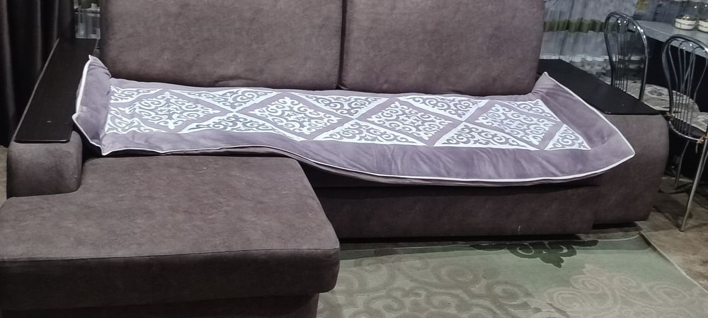 Продам диван рос.произ.