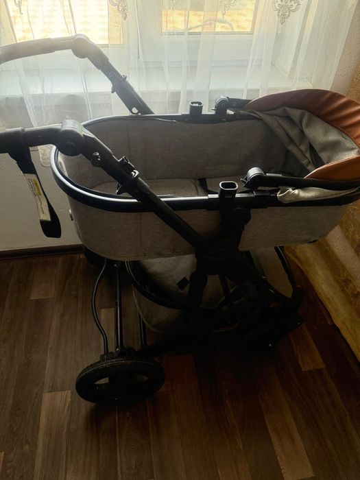 Продам детскую коляску