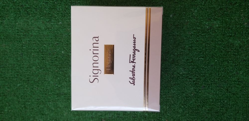 Salvatore Ferragamo Signorina Eleganza