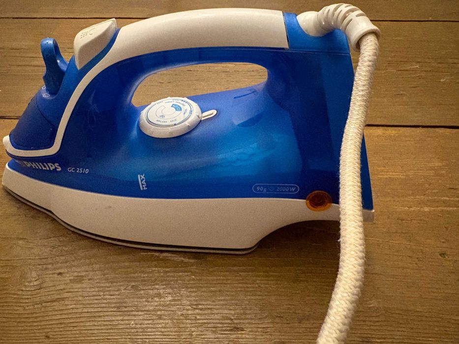 Fier de calcat Philips GC 2510 2000 W functional stare buna
