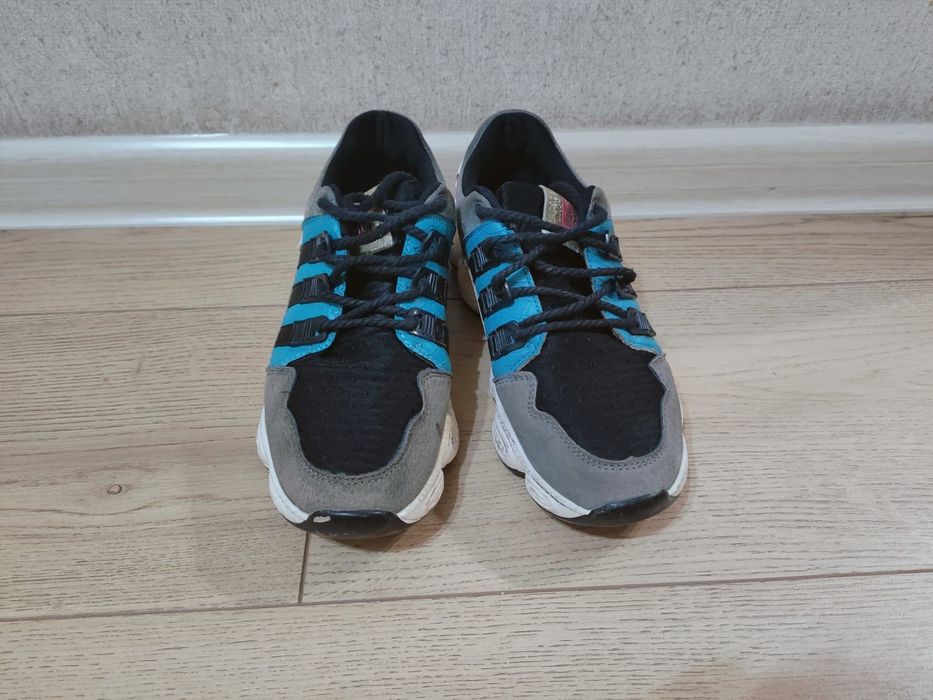 Кроссовки для девочки