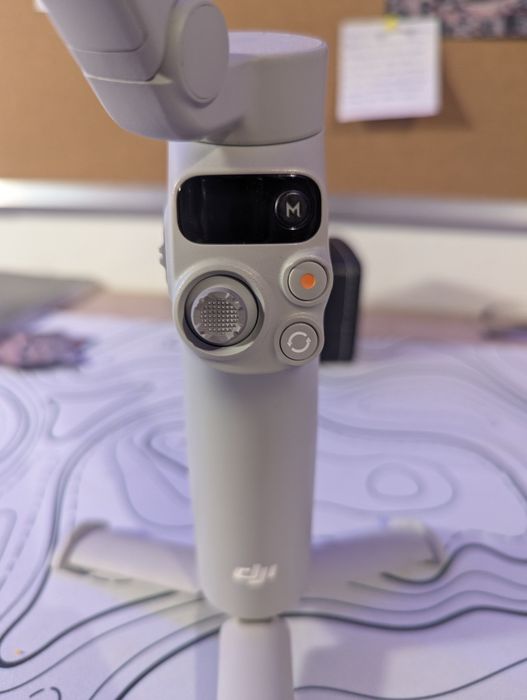 Стабилизатор DJI Osmo mobile 7