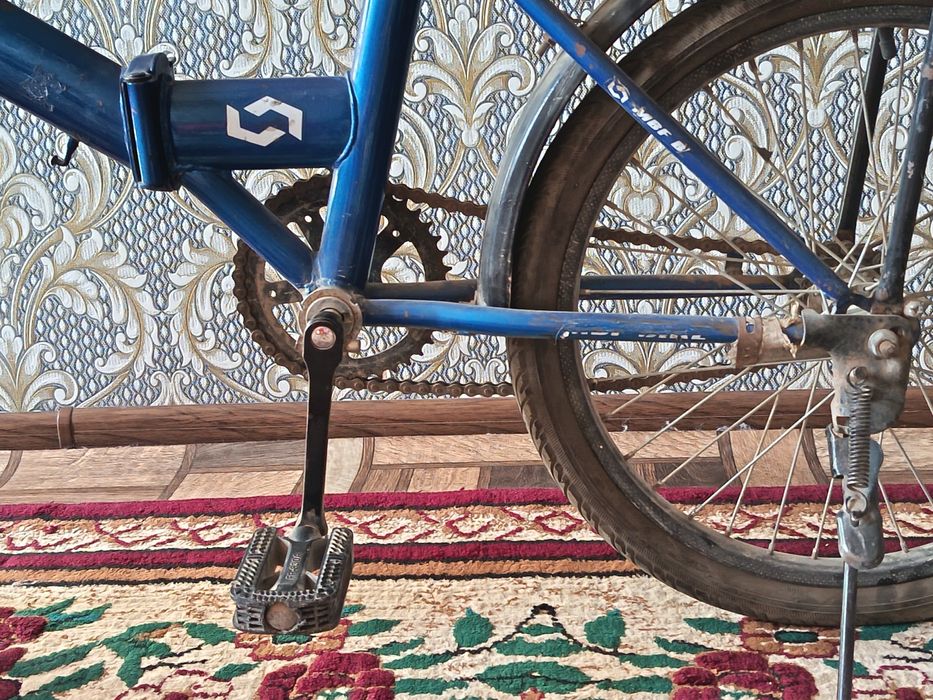 Velosiped sotiladi!