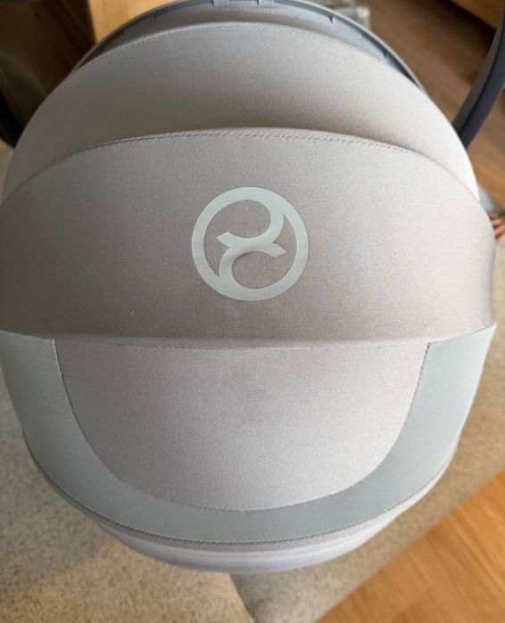 Детско столче Cybex Cloud T iSize Plus с калъф против изпотяване