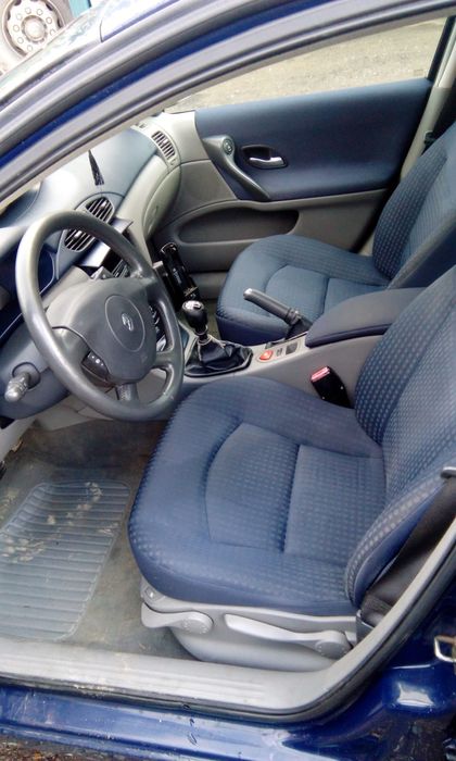 Portiera usa stanga dreapta renault laguna 2 break albastru blue OVD42