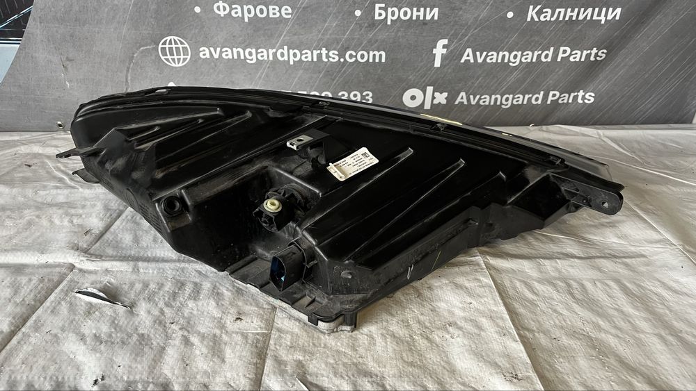 2 броя ляв и 2 броя десен фар Tesla X 2015-