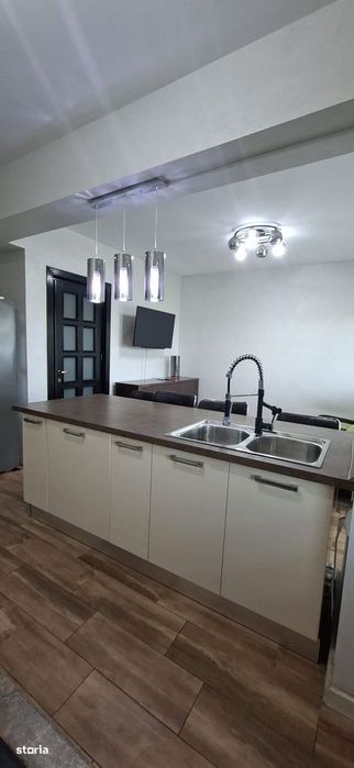 Apartament cu doua camere, 65 mp, parcare subterana, Royal Town