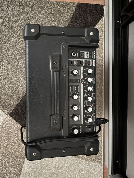Roland Cube 20GX комбик, усилитель