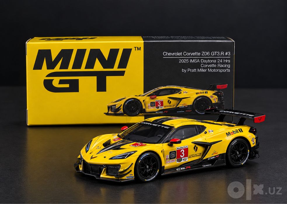 Mini gt corvvete.