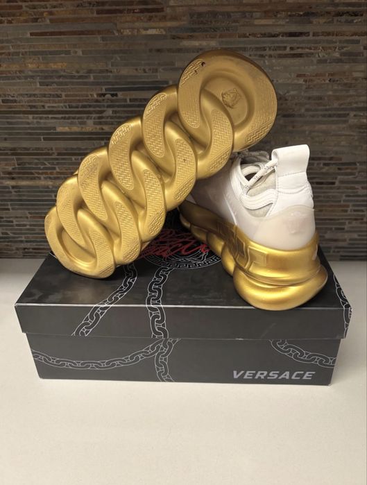 Versace Chain Reaction Gold