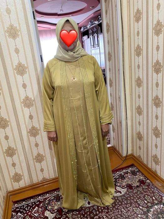 Abaya troyka sotiladi